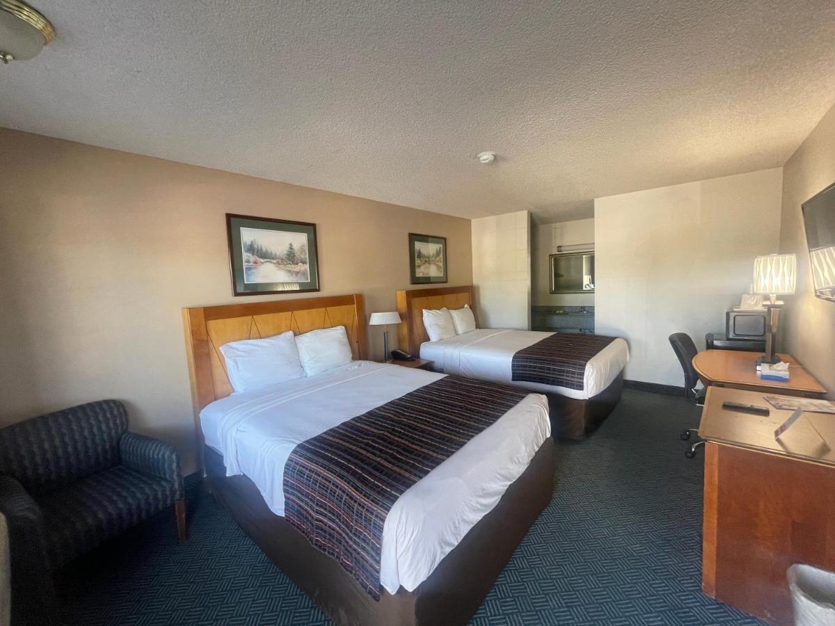 Skyway Inn - Seatac Exterior photo
