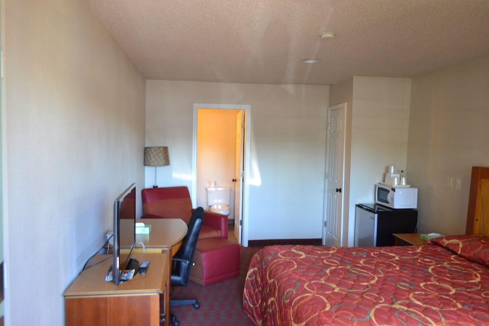Skyway Inn - Seatac Exterior photo